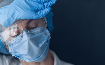 La salute mentale di medici e infermieri ai tempi del Covid-19 – L’impatto psicologico della pandemia su chi lavora in prima linea